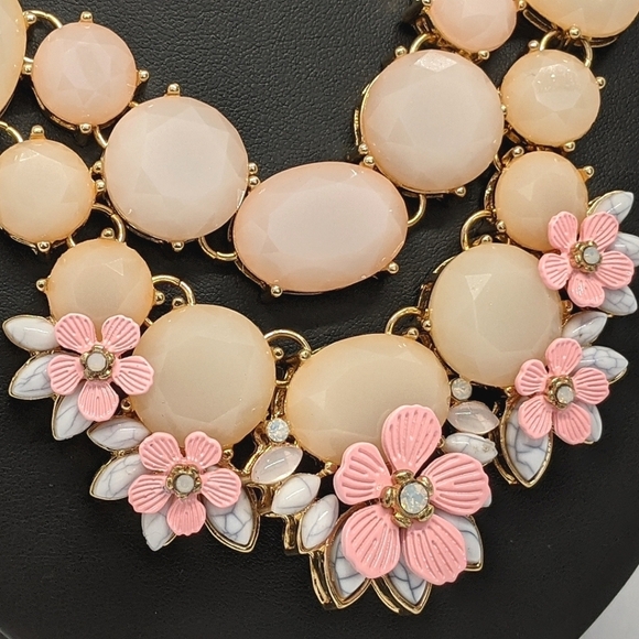 Vintage Pink Floral Bib Statement Necklace, Gold Tone with Frosted Crystal - Picture 2 of 8